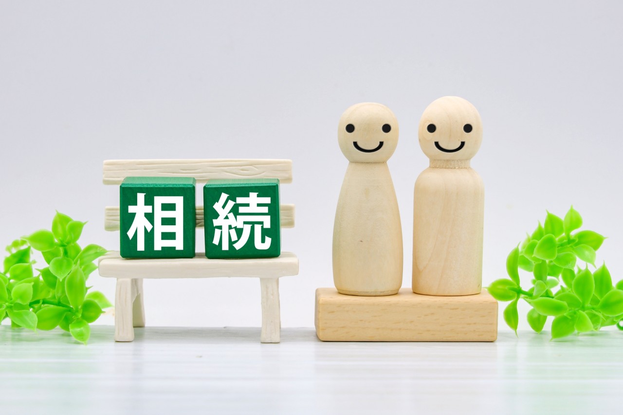 相続した車の名義変更するときはナンバープレートも変わるのか解説