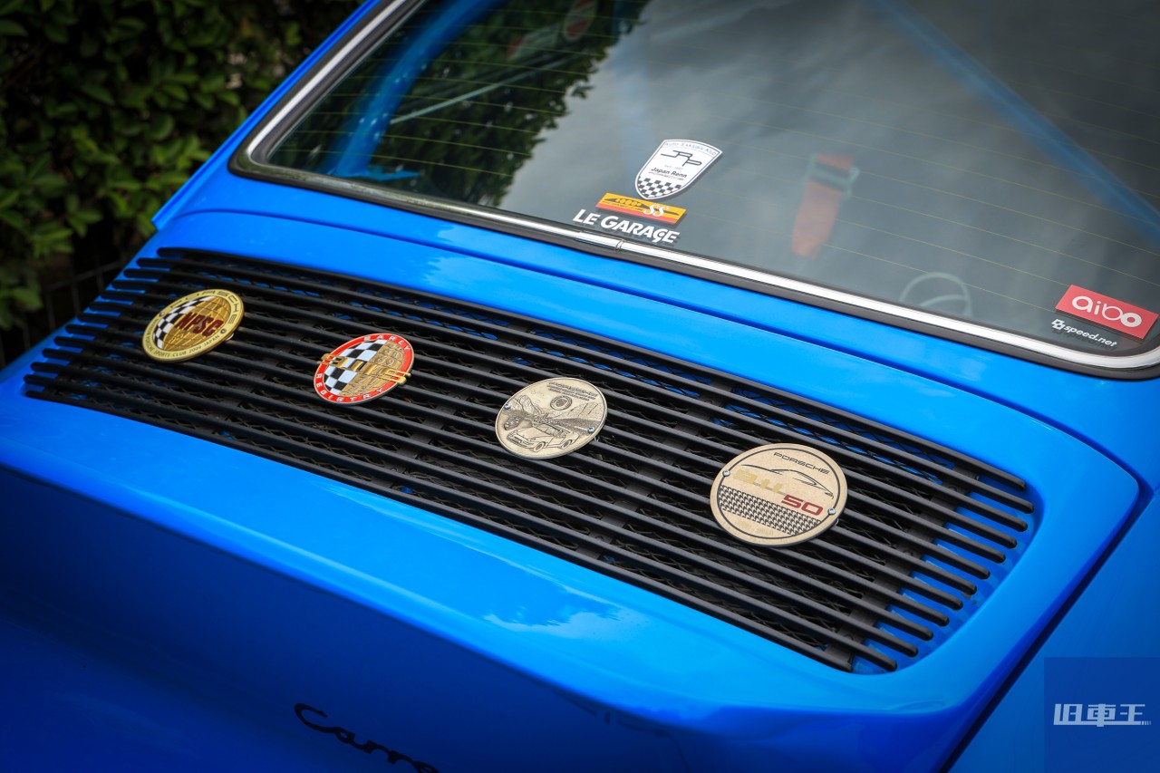 1973年式ポルシェ911Sのエンブレム
