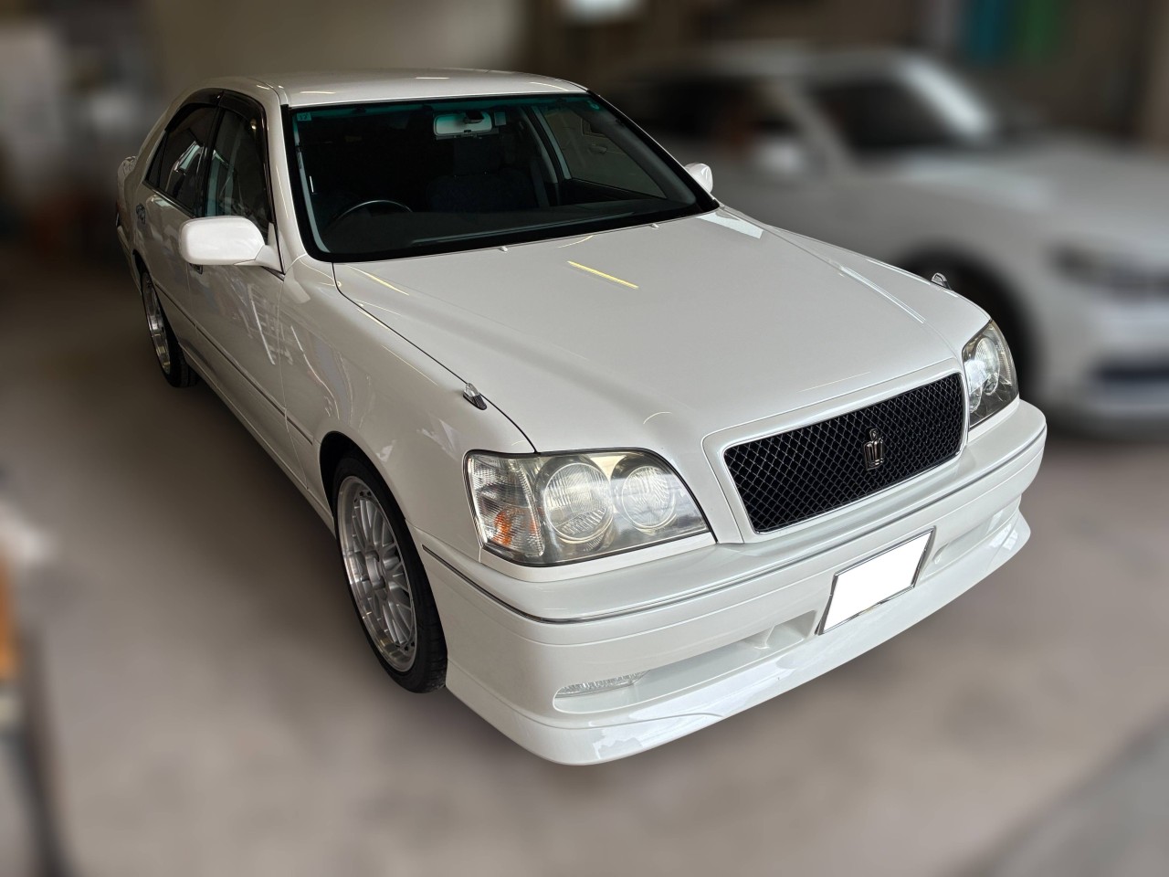 S17系クラウンアスリートのリセールバリューは高い？高く売るためのポイントも解説