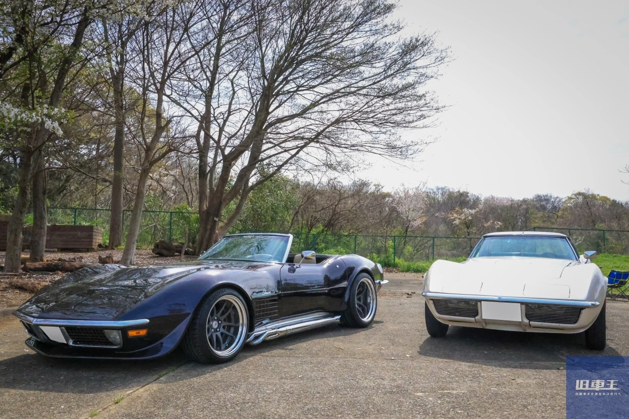 2台のシボレー・コルベット