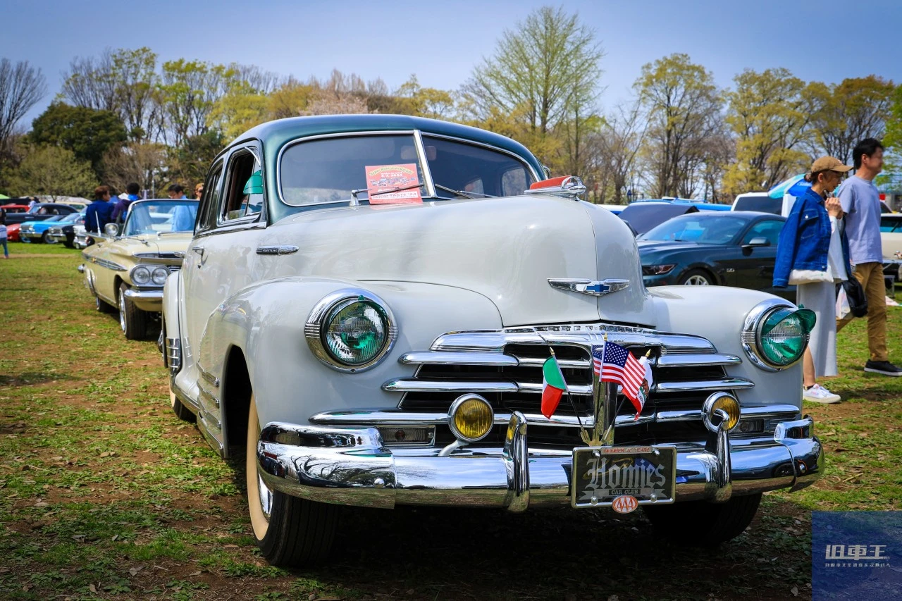 白いシボレー スタイルマスター