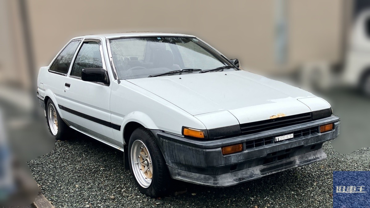 トヨタ カローラレビン（AE85）