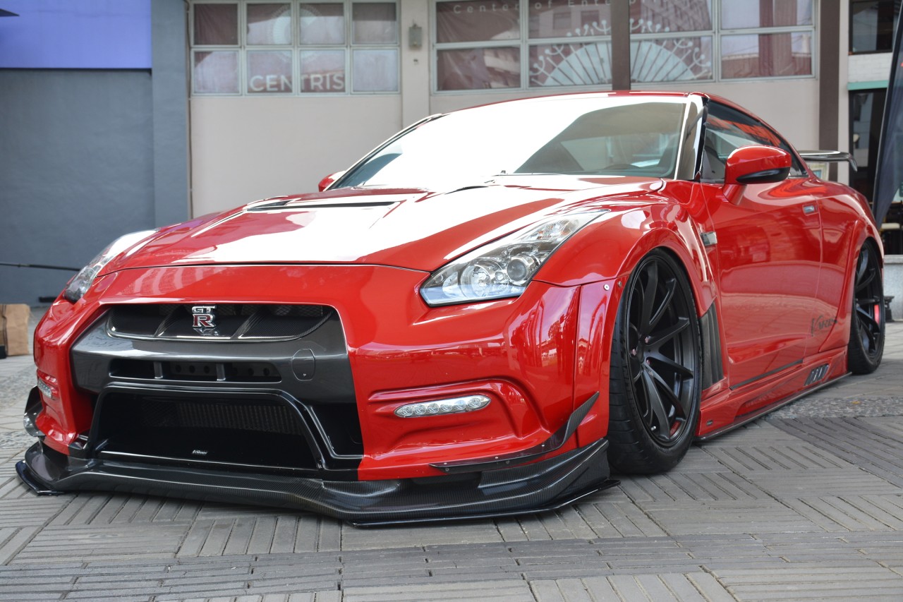 GT-R (R35) に適合するカスタムホイールとは？おすすめ8選を紹介