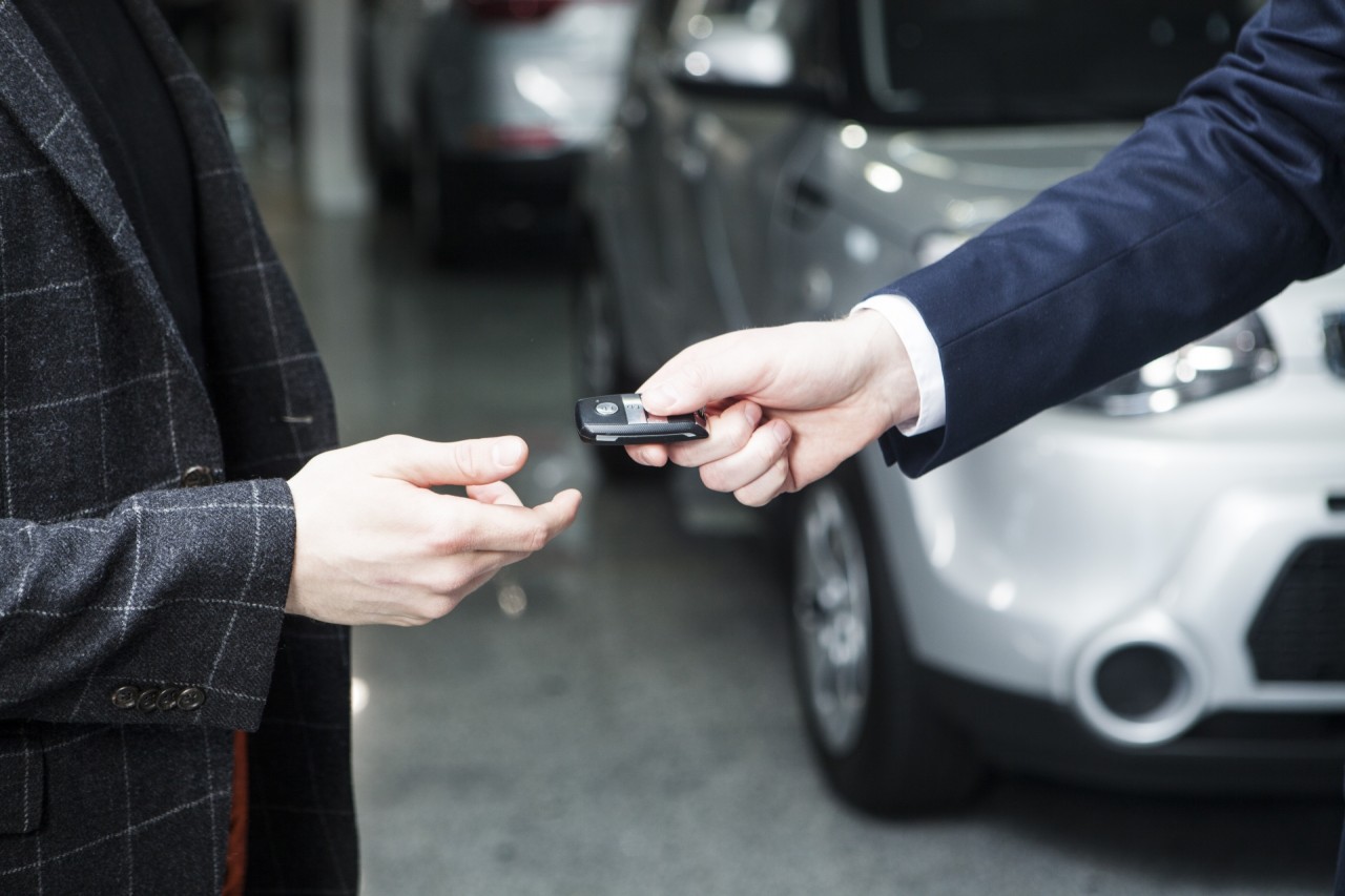 中古車の納車時にガソリンはどのくらい入ってる？満タンでない理由についても解説