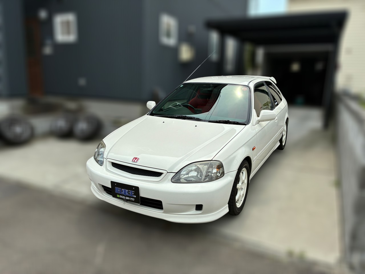 シビックタイプRの資産価値はどのくらい？旧車専門店が現在の価値を解説