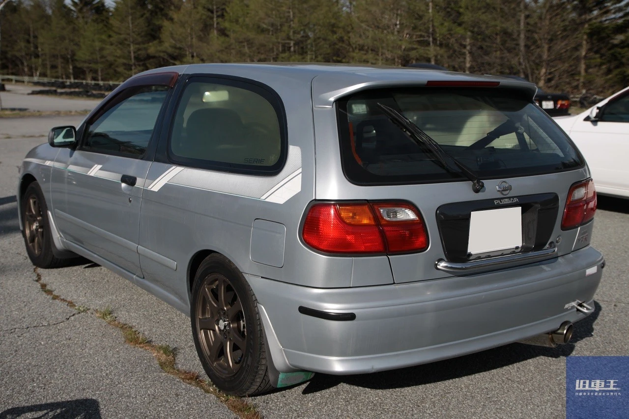 サイドストライプを装着したN15型VZ-R