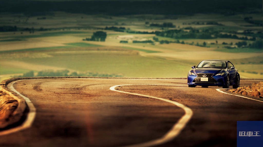 レクサスの走行イメージ