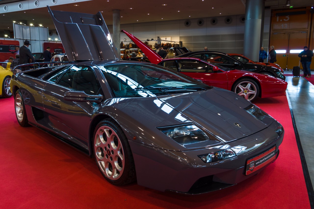 ランボルギーニディアブロの維持は覚悟が必要！5つの項目でシミュレーションします