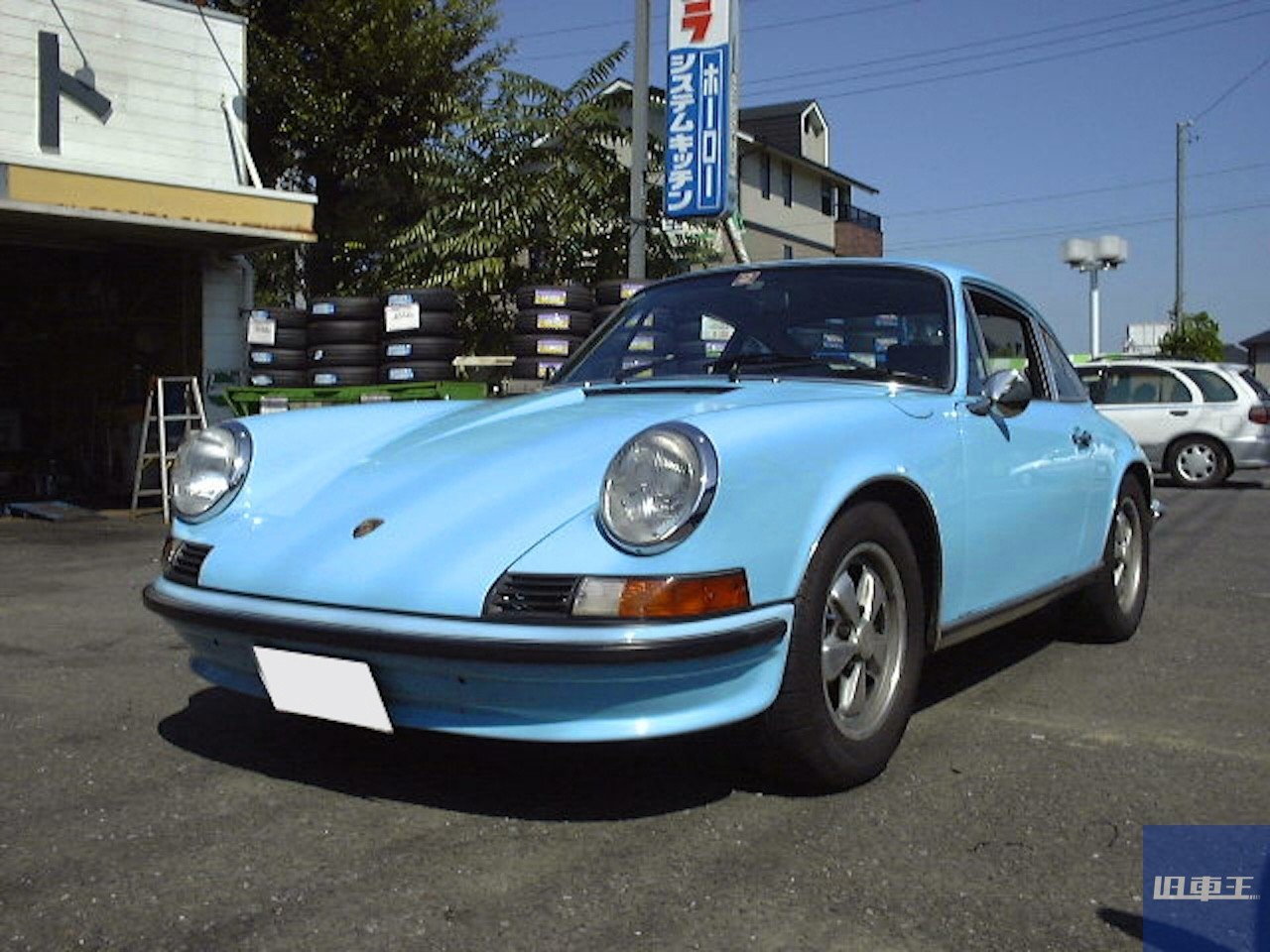 パステルブルーの1973年式ポルシェ911S