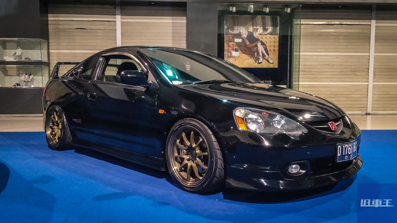 インテグラDc5 シビックFd2 ウイング Fd2 Dc5 インテグラ シビック DC5インテグラタイプR後期型にFD2シビックタイプR純正リア