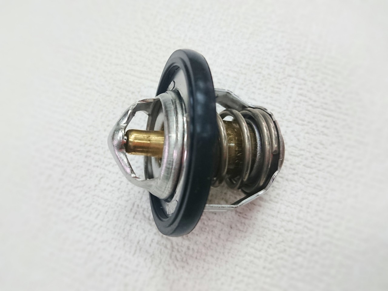 サーモスタットとは何？交換の必要性やタイミング解説！