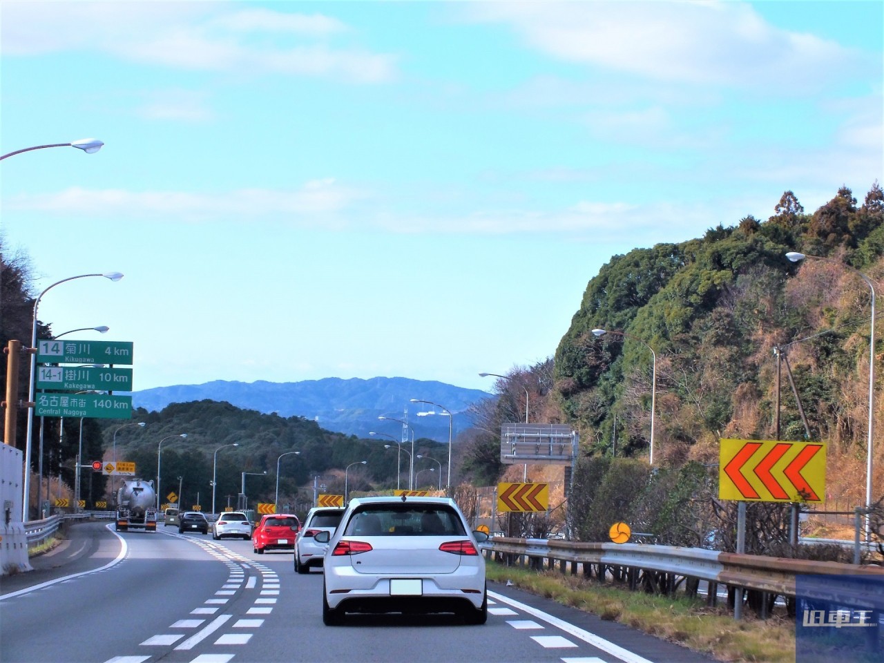 日産 スカイラインの維持費はどのくらい？費用の内訳や目安を解説