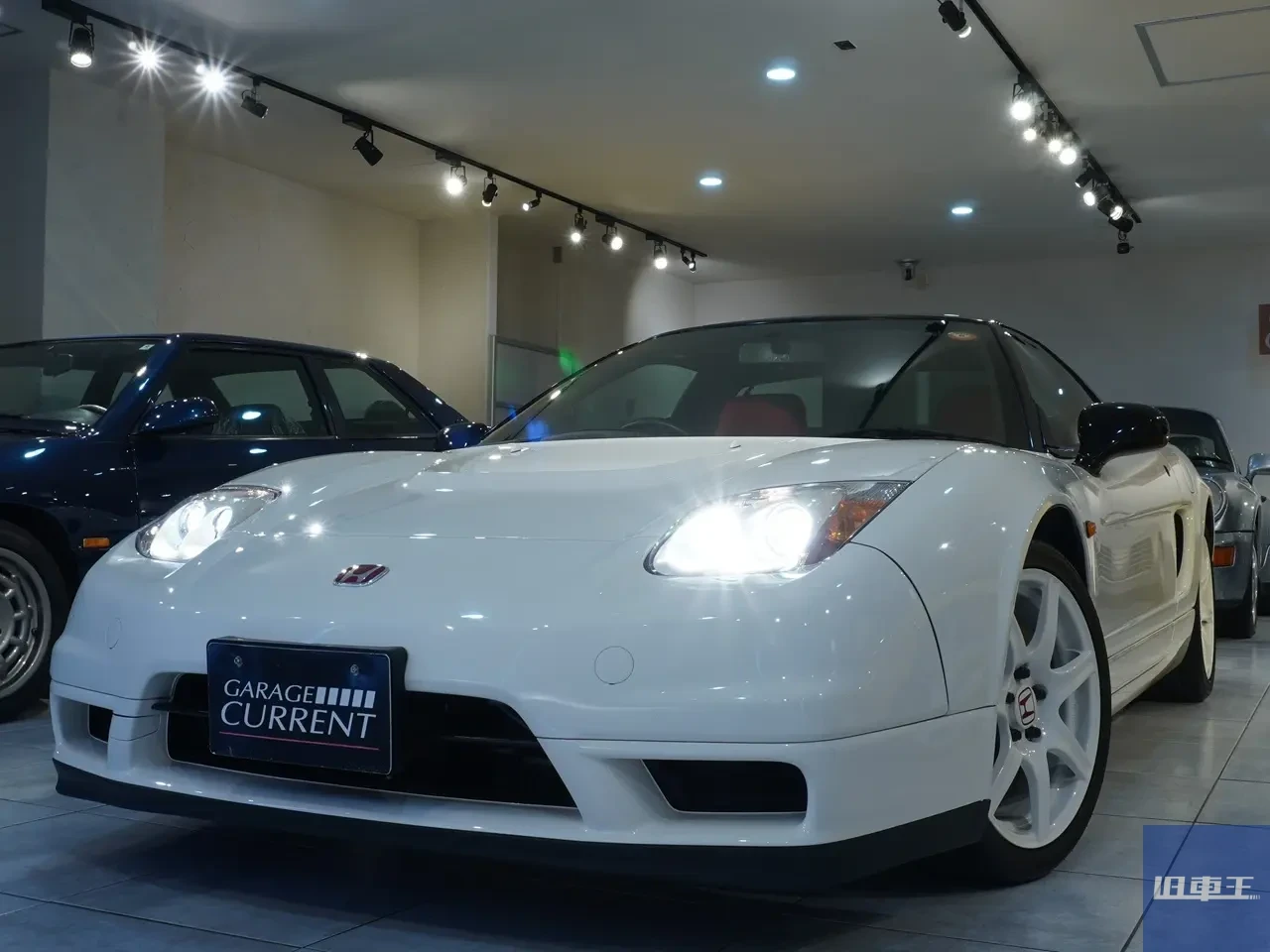 ライトを点けたNSX-R