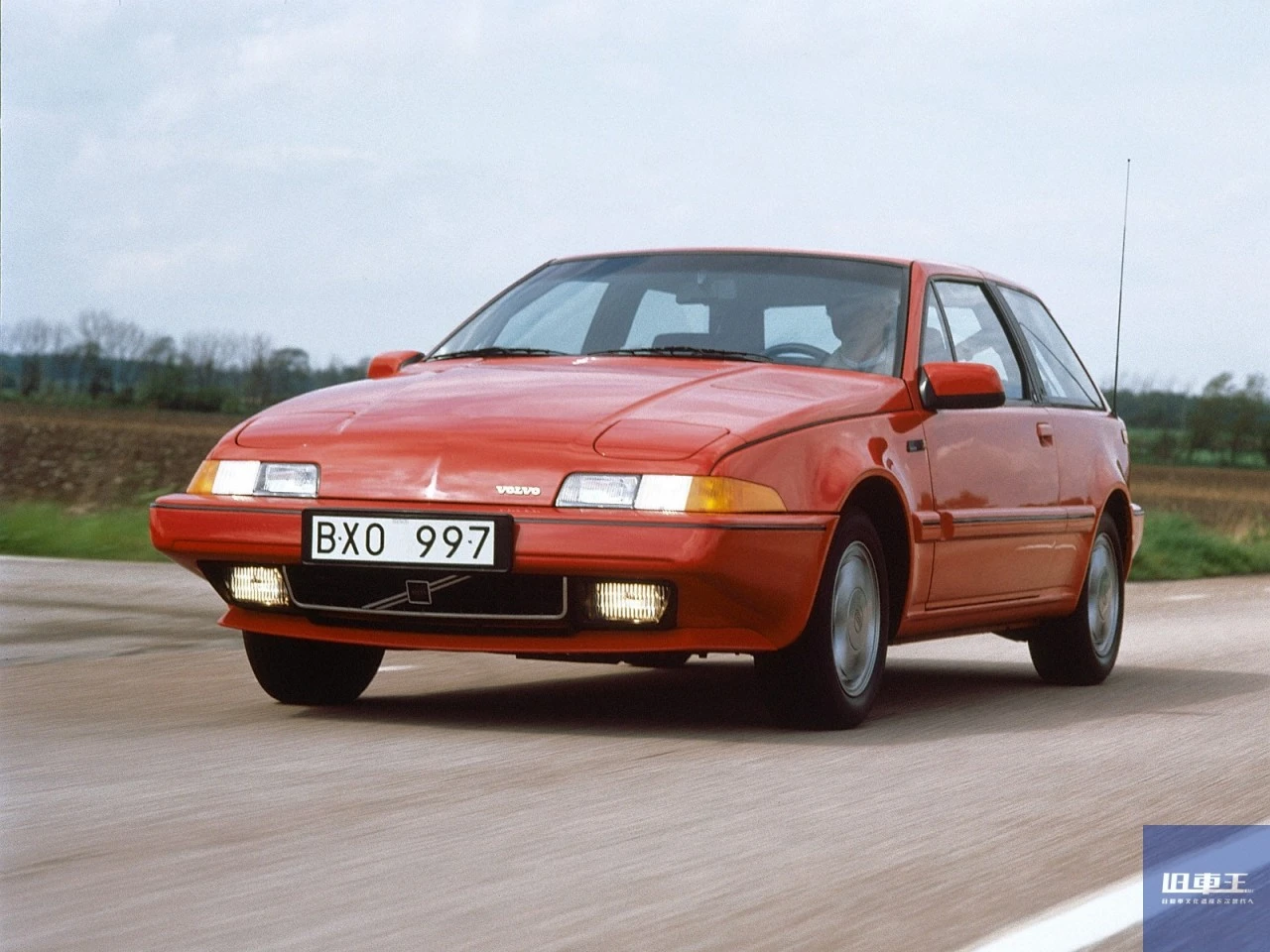 赤いボルボ・480