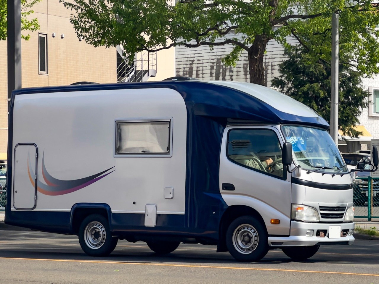 8ナンバー車の車検は何年ごとに受ける？車検の内容や費用を紹介