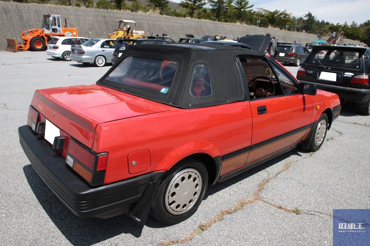 パルサーEXAのリア