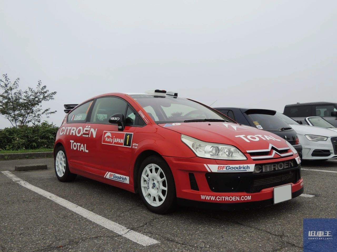 Sparcoのホイールを履いたシトロエンC4