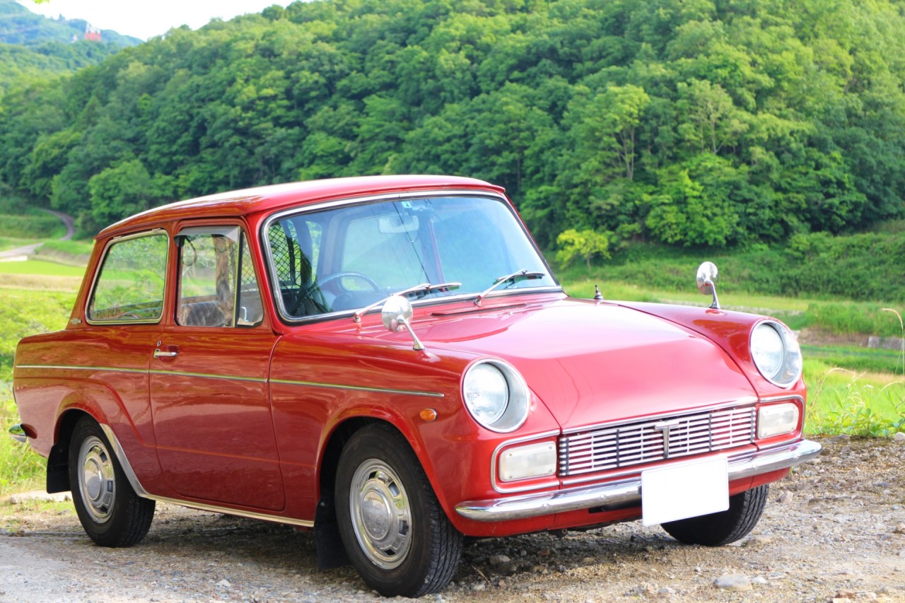 旧車に乗っている芸能人と車種は？旧車を購入するときのポイントや売却する業者についても解説