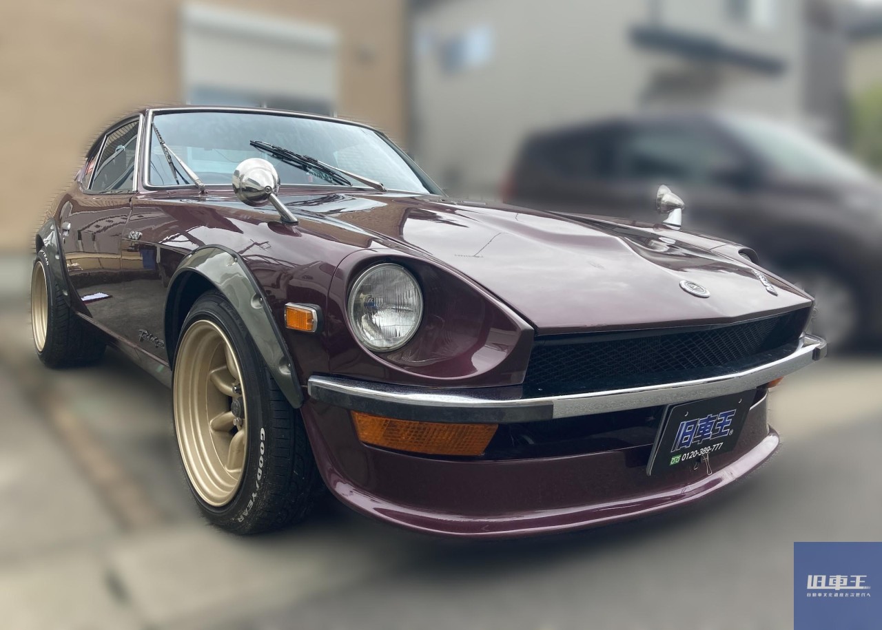 s30 FRP ダッシュボードカバー　s30z フェアレディz車