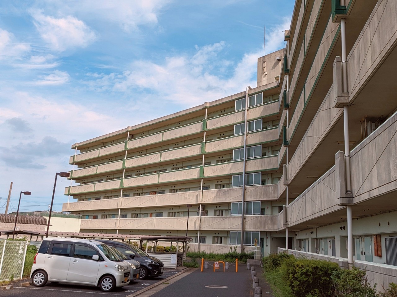 賃貸のアパートでも車庫証明は必須？取得方法や注意点をわかりやすく解説