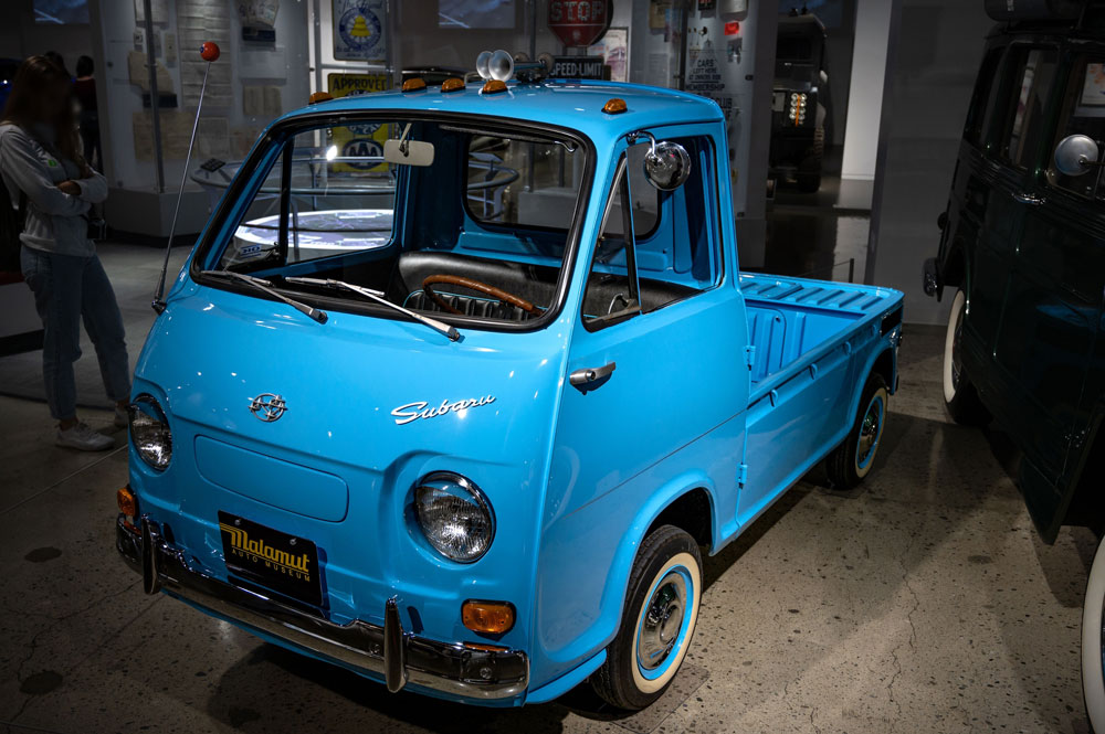 サンバーバンのリセールバリューのポイントは？高く売る方法やサンバーバンの魅力と歴史についても解説