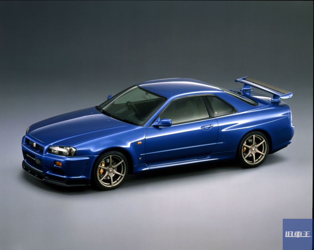 青いスカイラインGT-R