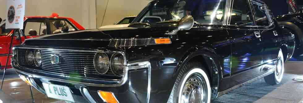 トヨタクラウン専門の鑑定士が高価買取・売却査定  旧車買取・売却 