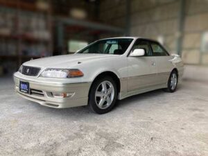 Jzx100系ツアラーvの維持費は 今だからほしいかつて存在した激速セダンの代名詞 旧車買取 売却査定の旧車王